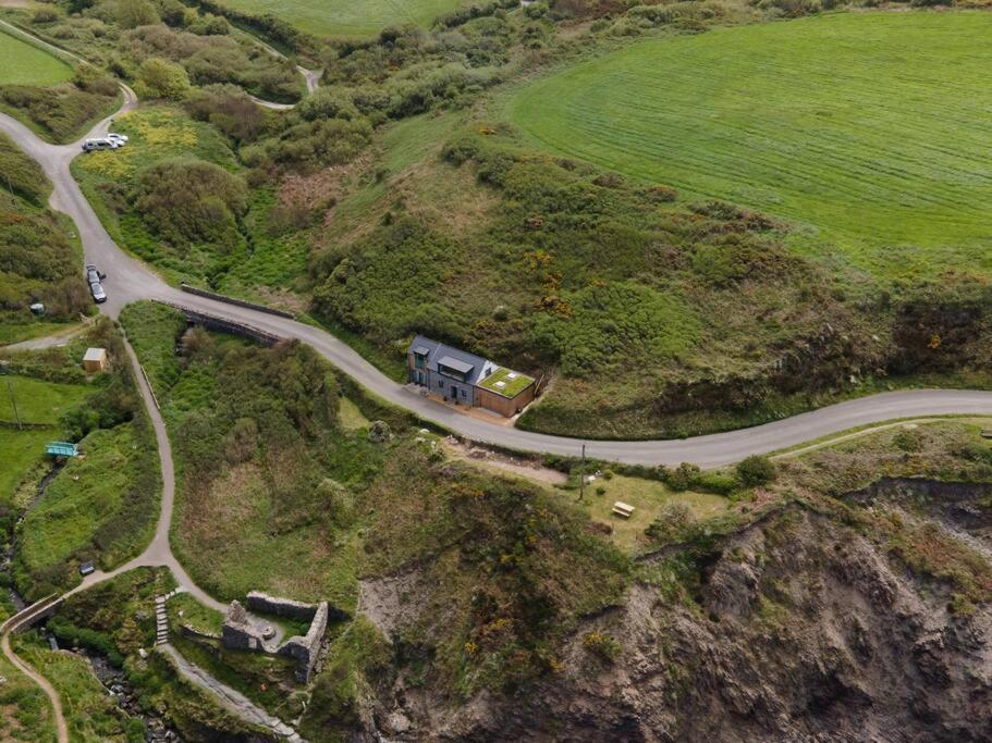 Cliff-Top Cottage On Coast Path W/Panoramic Views Trevine 외부 사진