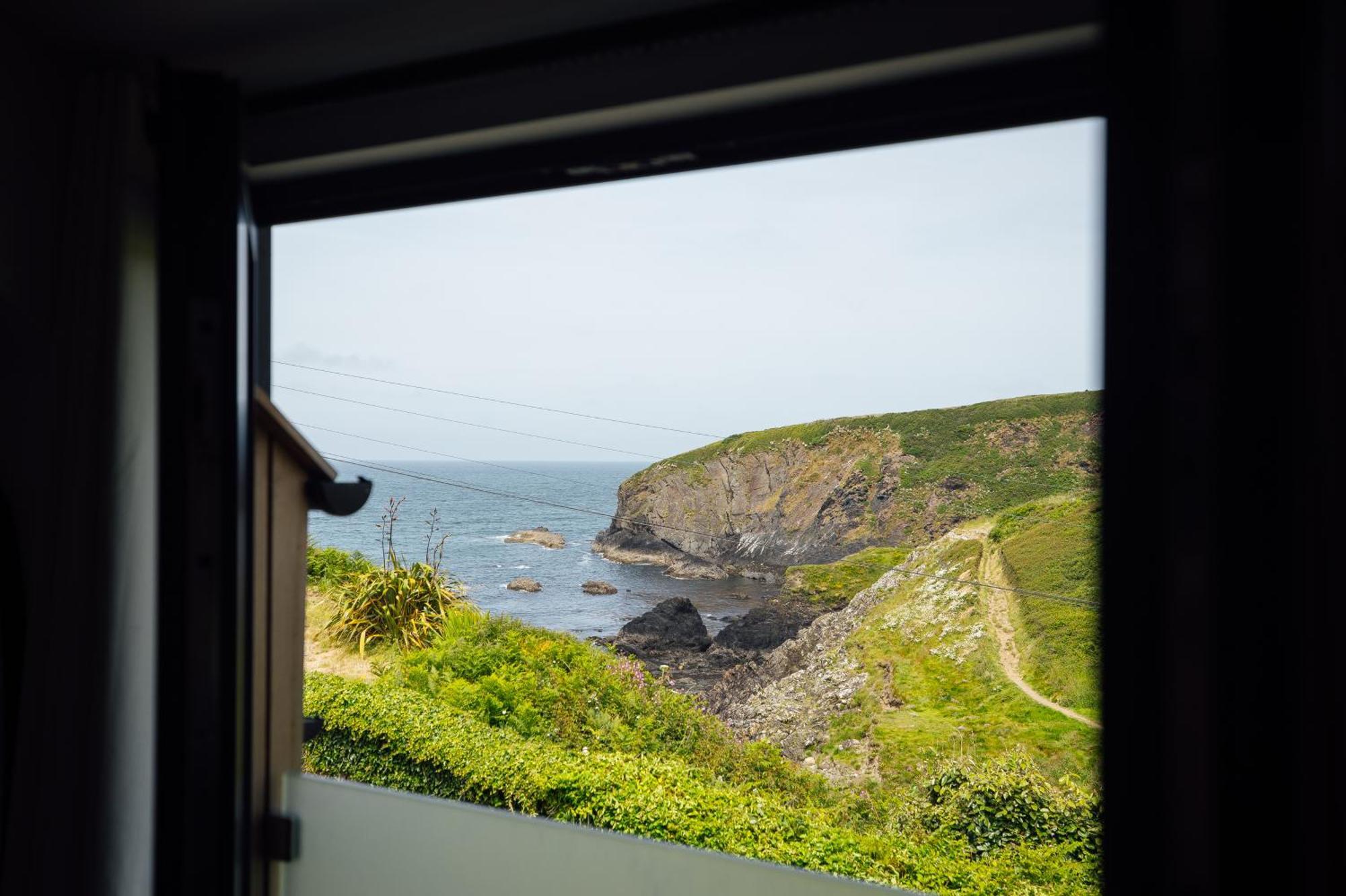 Cliff-Top Cottage On Coast Path W/Panoramic Views Trevine 외부 사진
