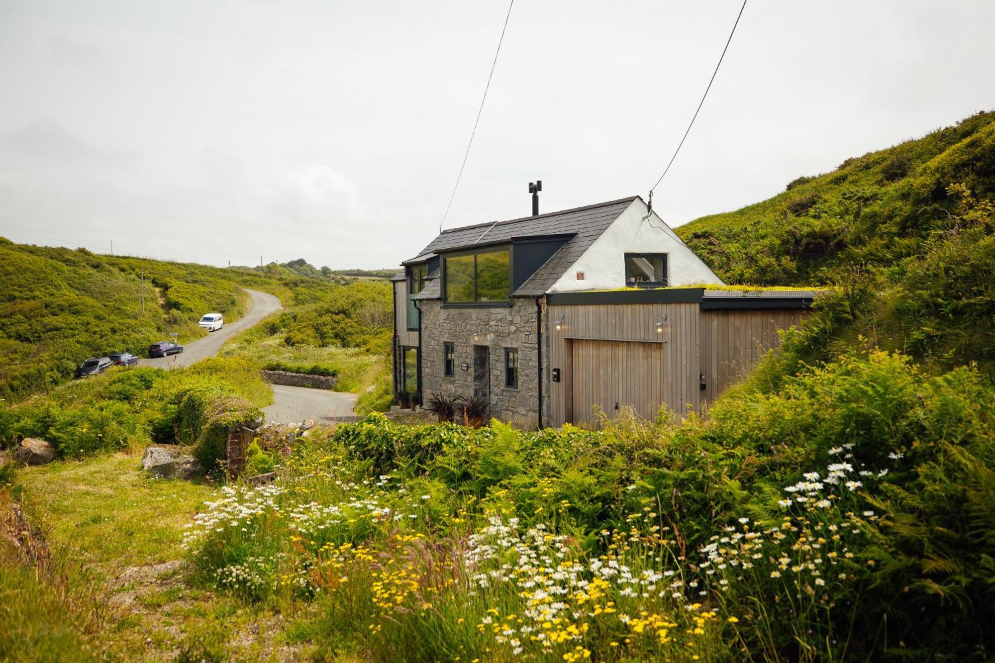 Cliff-Top Cottage On Coast Path W/Panoramic Views Trevine 외부 사진