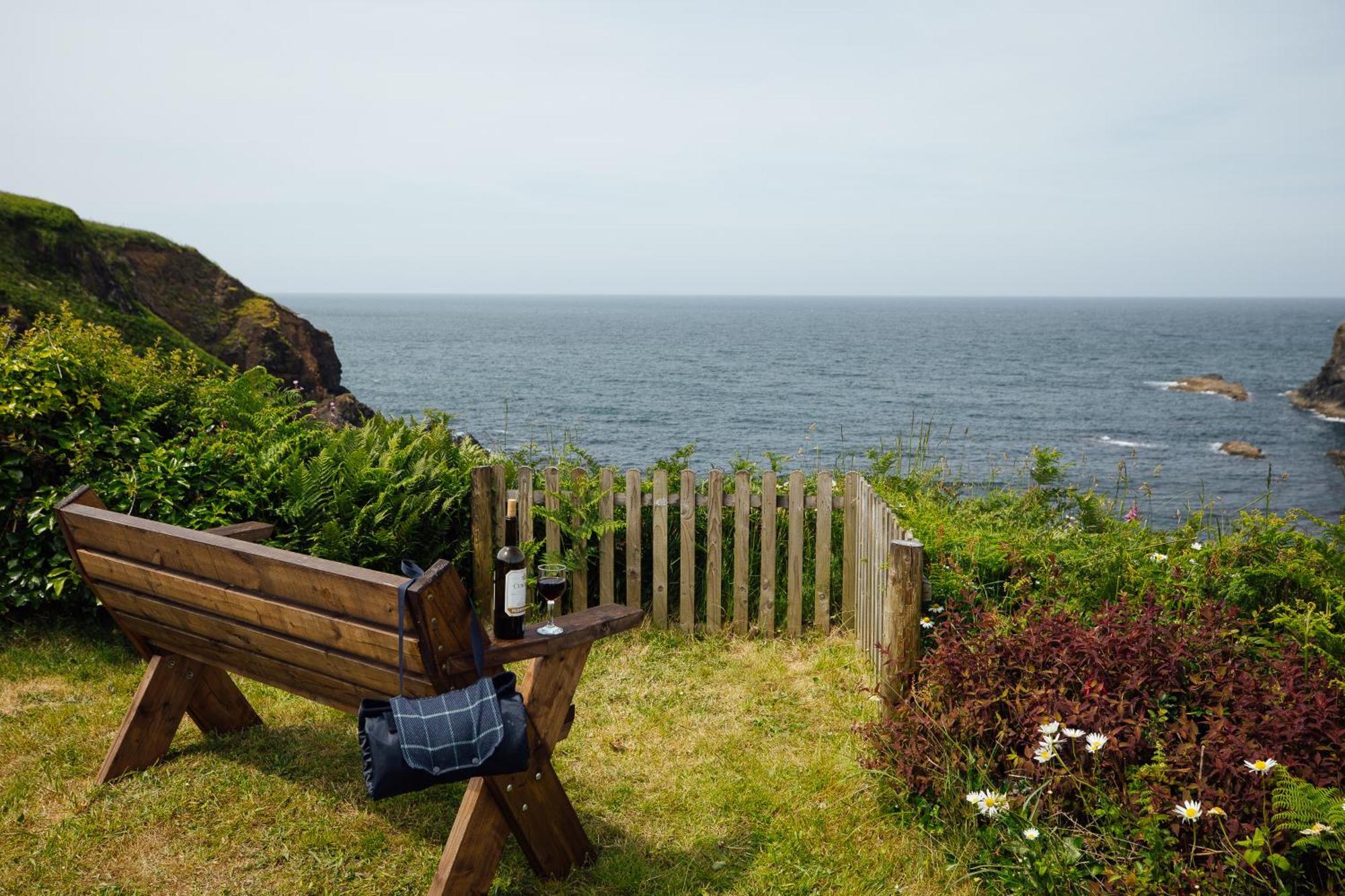 Cliff-Top Cottage On Coast Path W/Panoramic Views Trevine 외부 사진